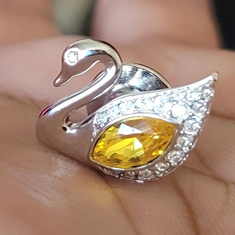 Swarovski Crystal Swan Lapel Pin